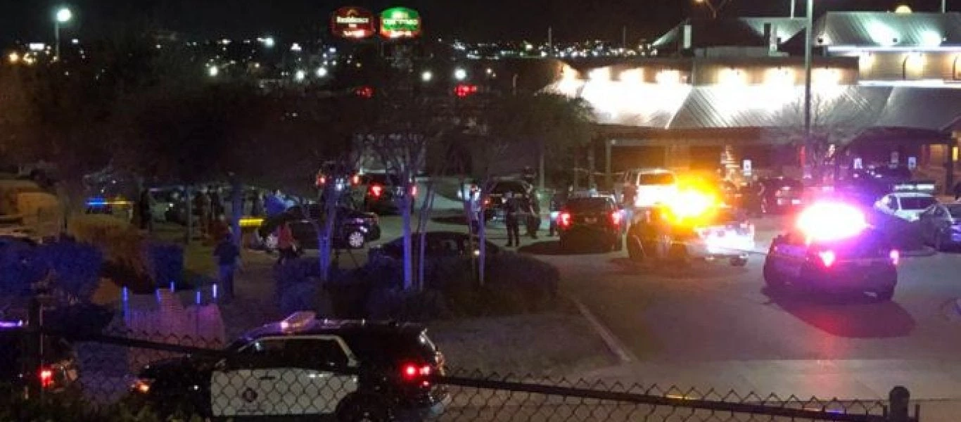 Μασκοφόρος «γάζωσε» 4μελή οικογένεια στο Τέξας έξω από εστιατόριο (εικόνες)